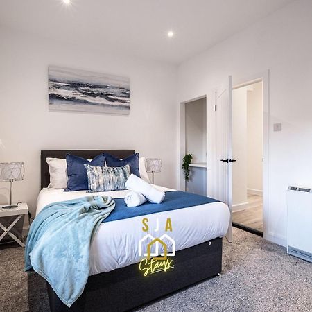 Holburn Hideaway - Sja Stays - Modern 2 Bed Apartment Aberdeen Eksteriør billede