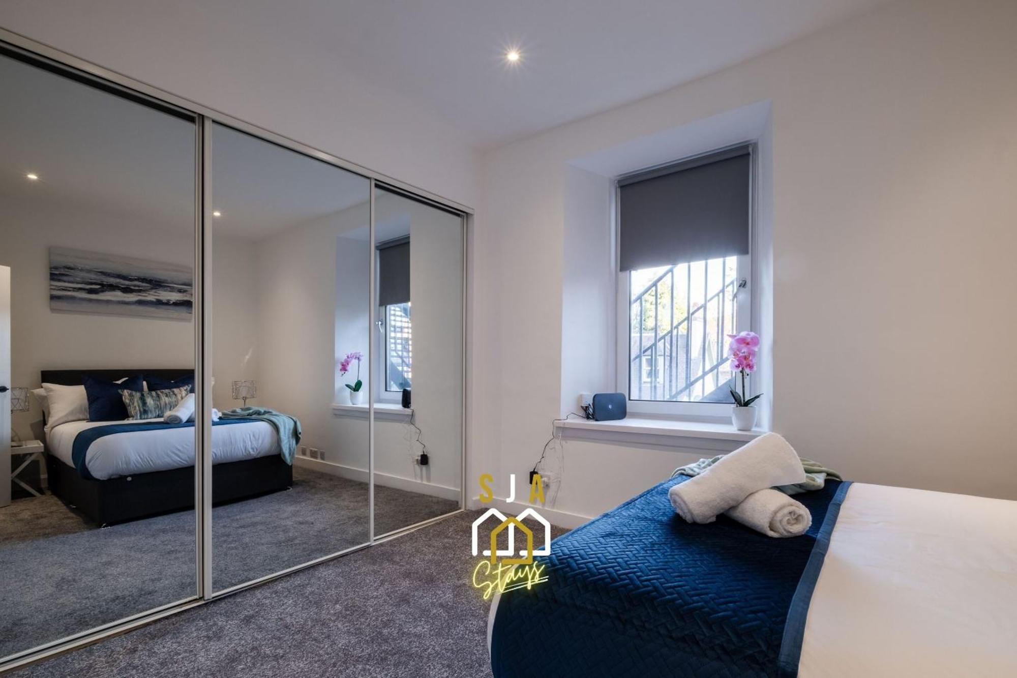 Holburn Hideaway - Sja Stays - Modern 2 Bed Apartment Aberdeen Eksteriør billede